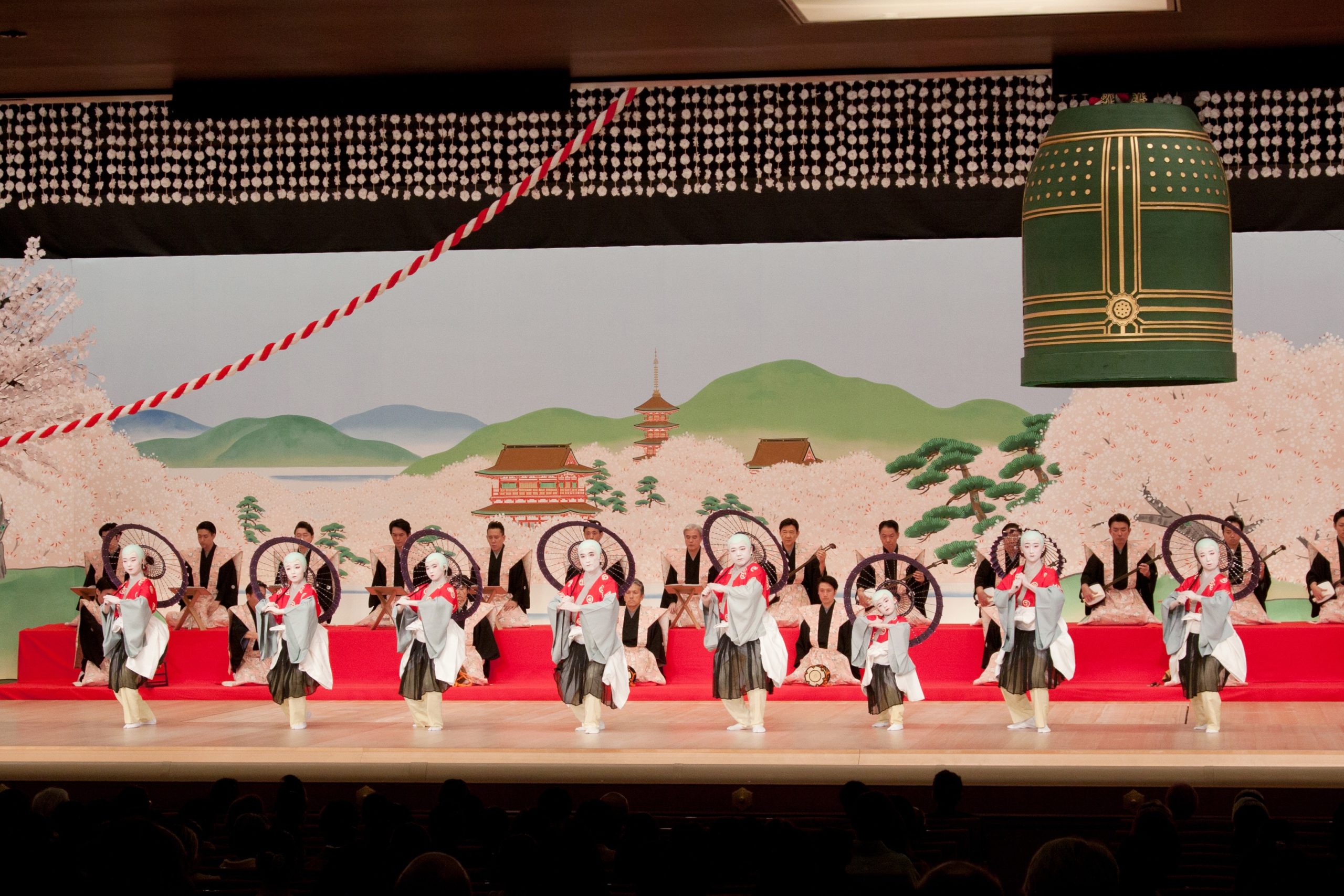 所化:扇銀次、信助、沙生、扇巳人、扇力也、柴田雄平、高田崇平、曽根サクラ